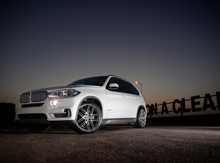  BMW X5 on AEZ Wheels 2015 года  (фото 3 из 12)